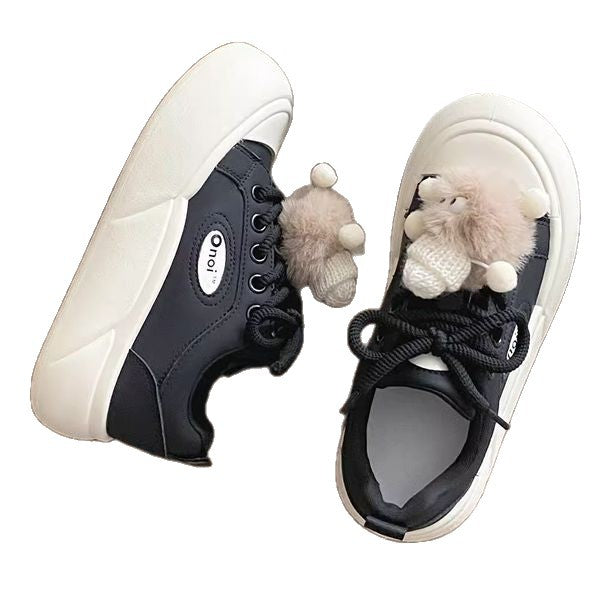 Damen Sneakers mit modischen Pompon-Applikationen und bequemer Sohle Drune