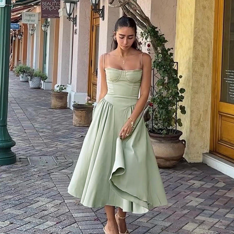 Damen Midi-Kleid mit elegantem Schnitt und komfortablen Trägern Drune