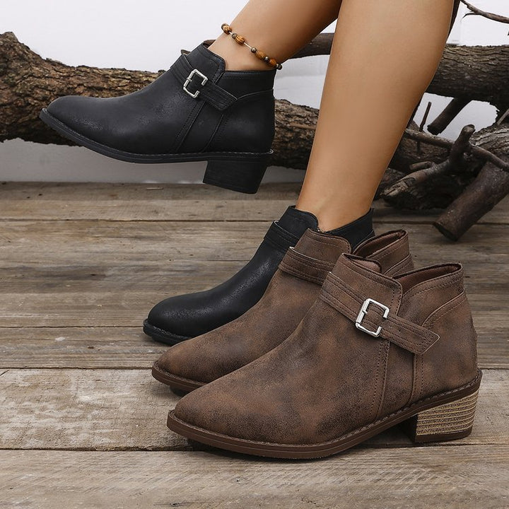 Damen Kurzschaft‑Ankle‑Boots mit seitlichem Reißverschluss, Zier­schnalle und geflochtener Keil‑Optik Drune