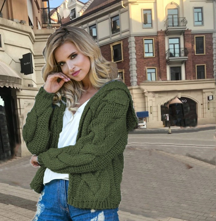 Damen Grobstrickjacke mit Kapuze und elegantem Zopfmuster Drune