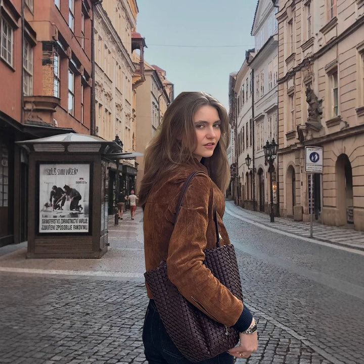 Damen modische kurz geschnittene Lederjacke mit geschmeidiger Textur Drune