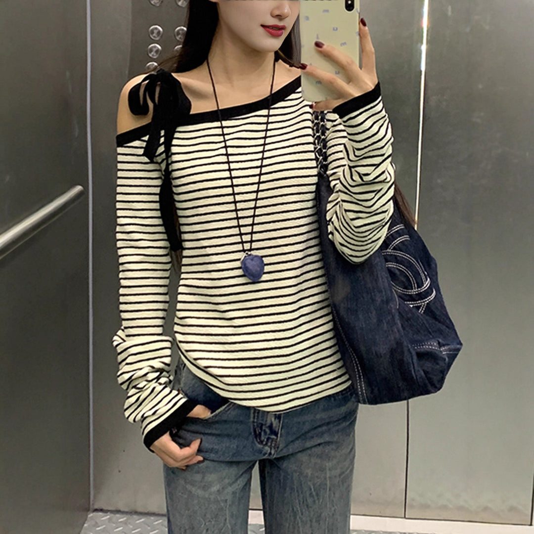 Damen Off-Shoulder Langarmshirt mit Streifenmuster Drune