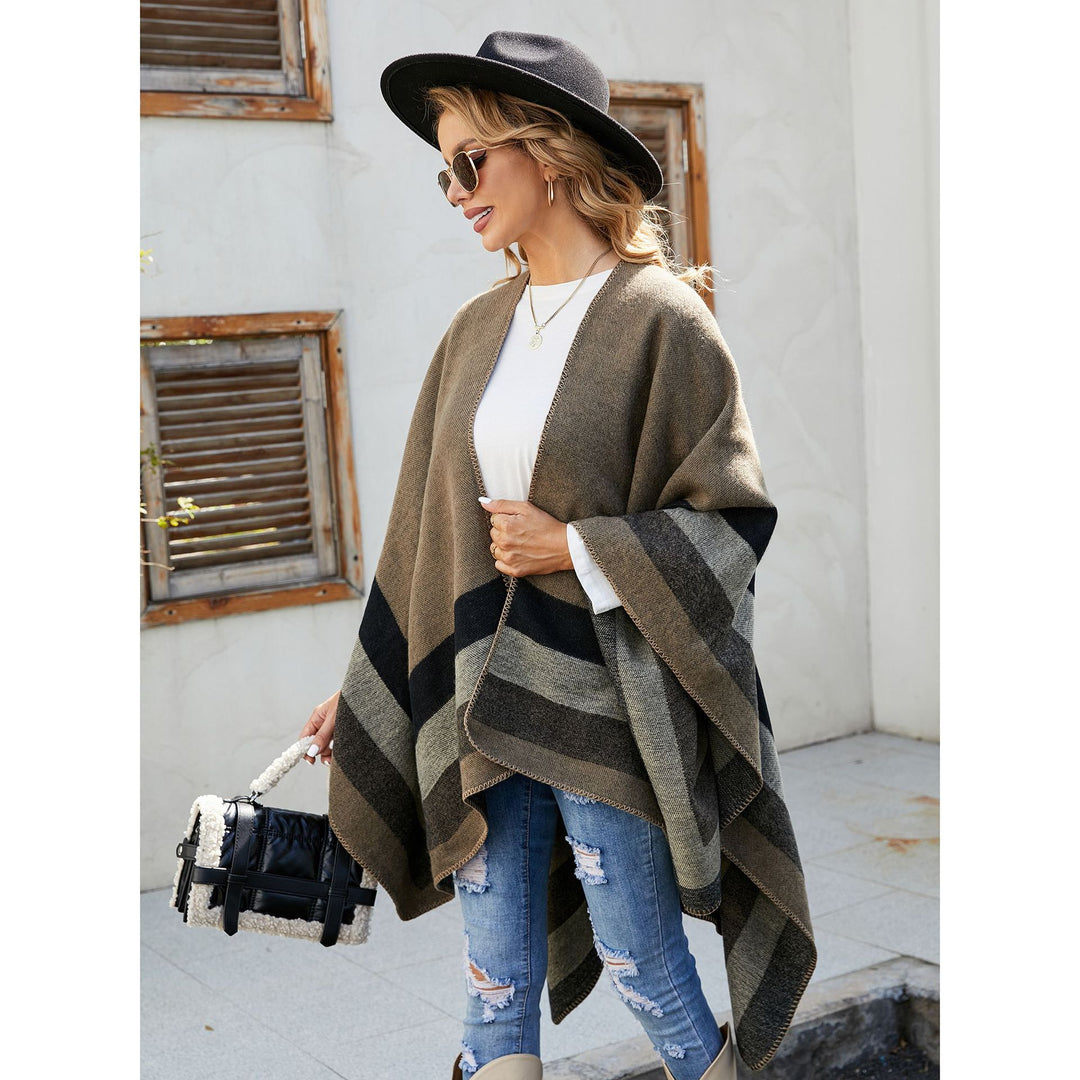 Damen Wolloptik-Poncho mit asymmetrischen Blockstreifen und Zierstichkante Drune