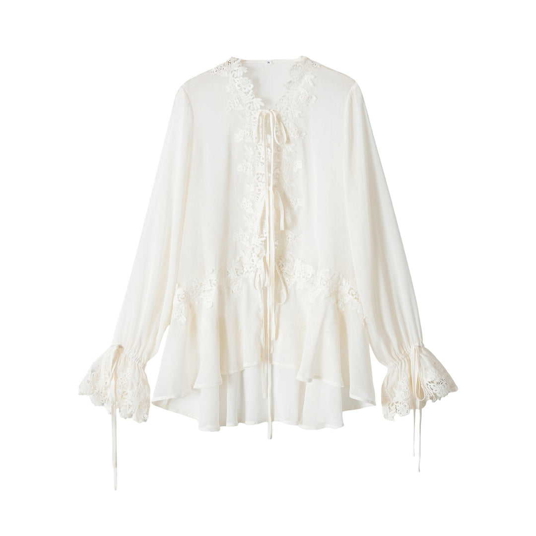 Damen Tunika-Bluse mit Spitzenapplikation, Bindebändern und Volantsaum Drune