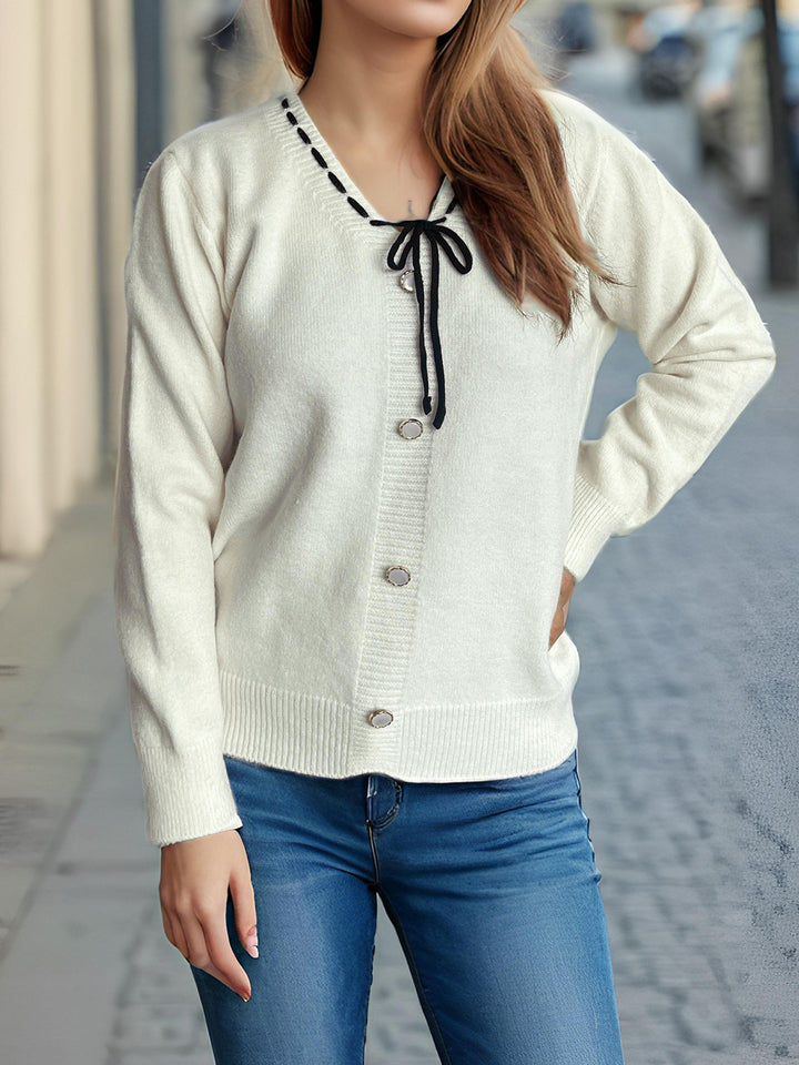 Damen Strickjacke mit dekorativen Knöpfen und Kordelzug Drune