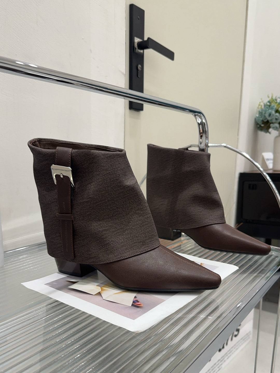 Damen Modische Stiefeletten mit elegantem Wickeldesign Drune