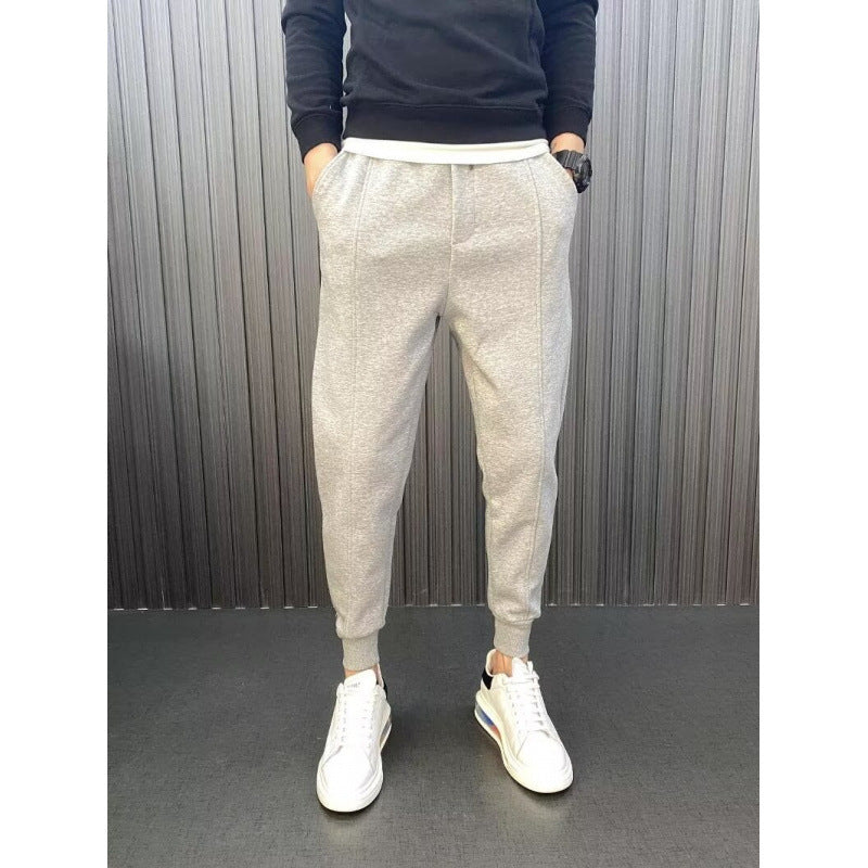 Herren Jogginghose mit tailliertem Tapered‑Schnitt, Bügelfalte und elastischen Bündchen Drune