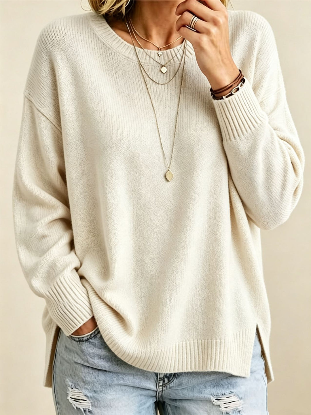 Damen Locker geschnittener Rundhals-Feinstrickpullover mit Seitenschlitzen und gerippten Bündchen Drune