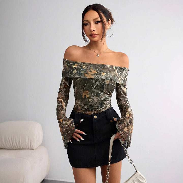 Damen nan schulterfreies Langarm-Top mit Camouflage-Blattmuster und ausgestellten Ärmeln Drune