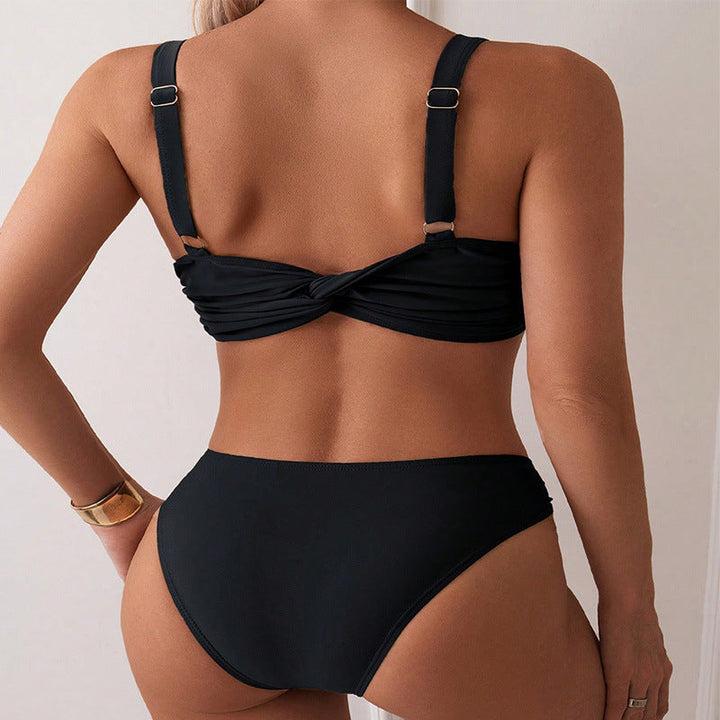 Damen Zweiteiliger Bikini mit eleganten goldenen Akzenten Drune