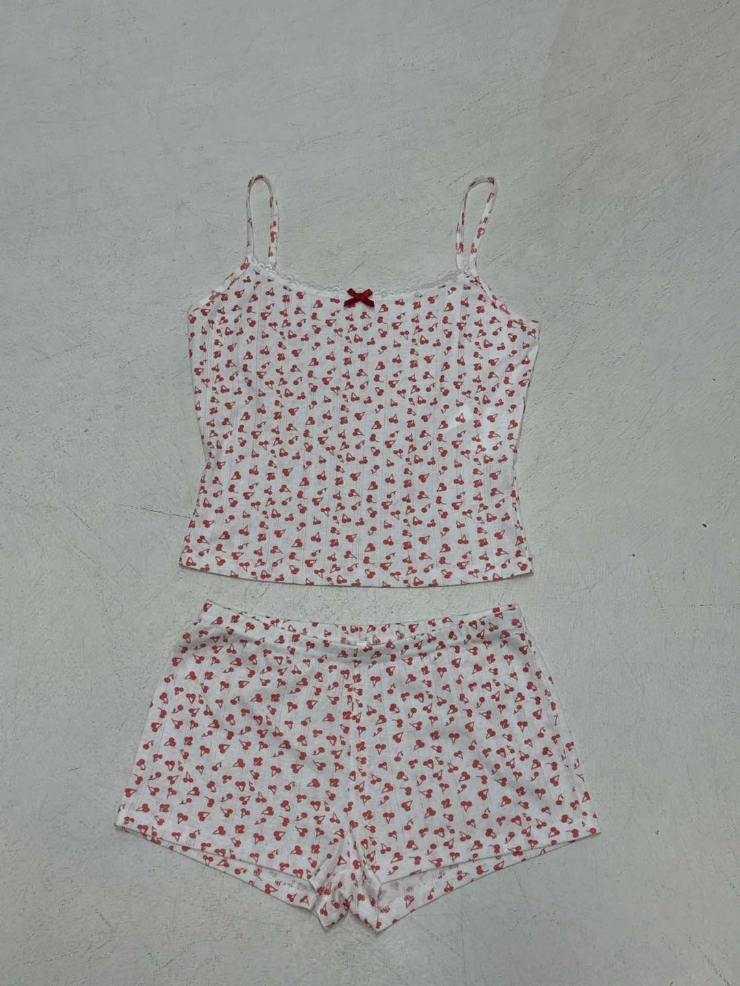 Damen Schlafanzug-Set aus atmungsaktivem Baumwollstoff mit zarten Herzmotiven Drune