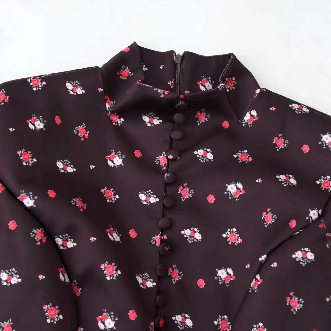 Damen nan geblümtes Maxikleid mit durchgehender Knopfleiste, Stehkragen und seitlichen Pattentaschen Drune