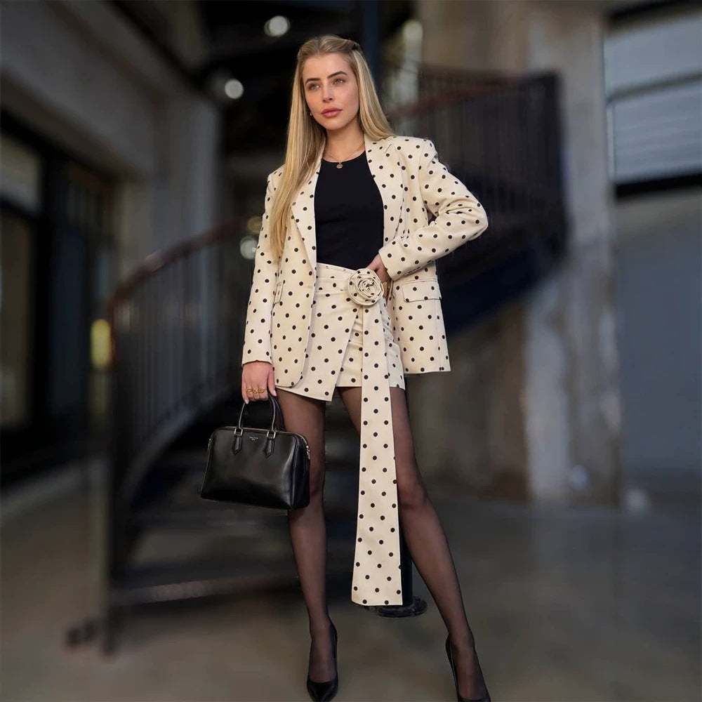 Damen Zweiteiliges Blazer- und Wickelminirock-Set mit Punkten und Zierschleife Drune
