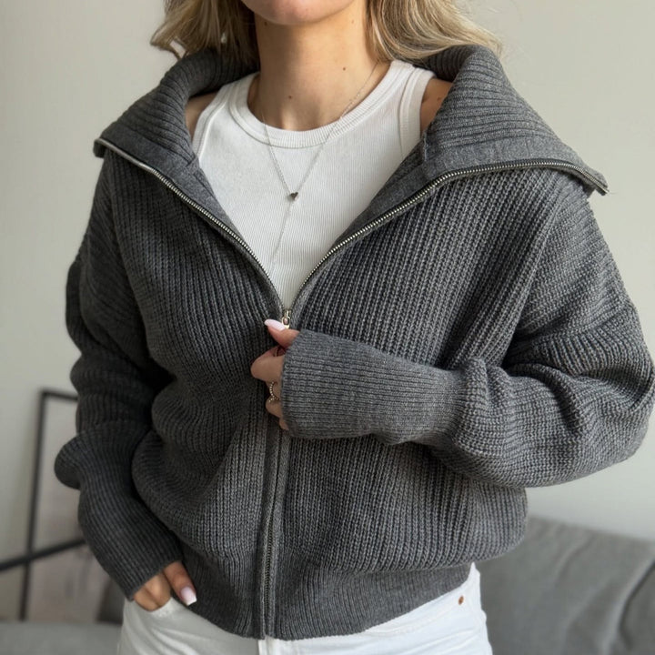 Damen Oversize Strickjacke mit Reißverschluss und hohem Kragen Drune