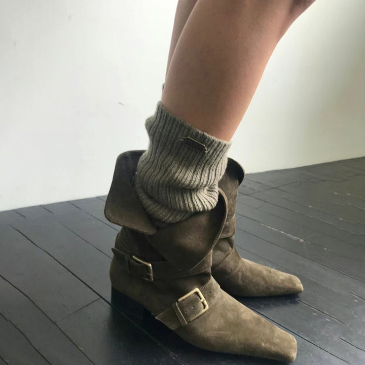 Damen Mittelhohe Wildlederoptik-Stiefelette mit quadratischer Spitze, verstellbaren Schnallenriemen und flachem Blockabsatz Drune