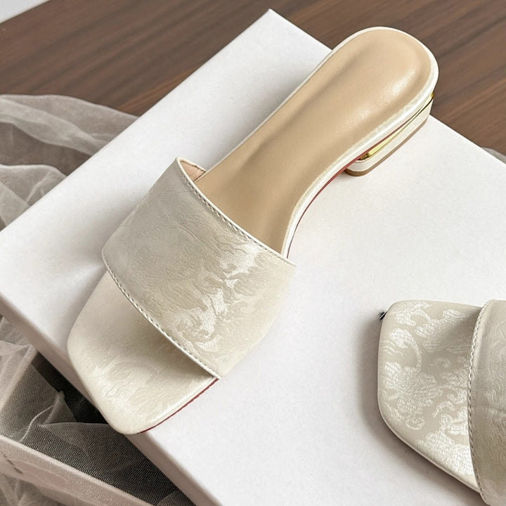 Damen Bestickte Brokat‑Mules mit quadratischer Zehenpartie und niedrigem geformtem Blockabsatz Drune