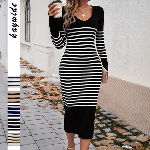 Damen nan gestreiftes Rippstrick-Midikleid mit V-Ausschnitt, taillierter Silhouette und ausgestellten Ärmeln Drune