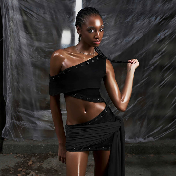 Damen Asymmetrisches Crop-Top mit ausgefallenem Schnitt und dekorativen Ösen Drune