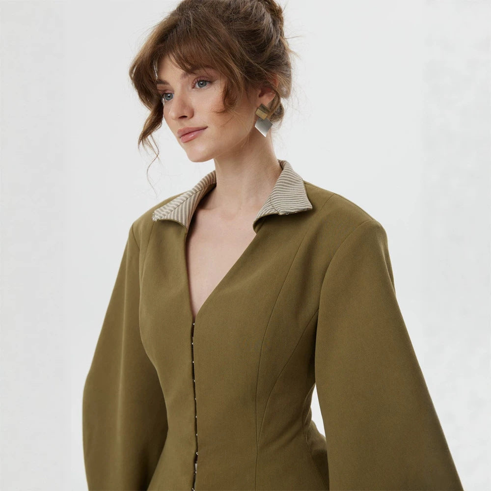 Damen taillierte Jacke mit Stehkragen, Cut-Out und Ballonärmeln Drune