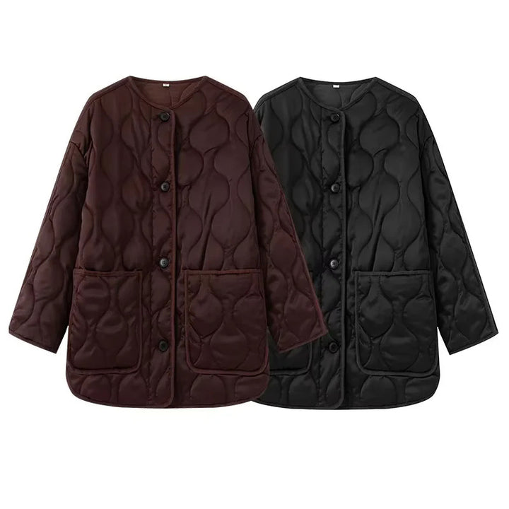 Damen nan gesteppte Cocoon‑Jacke mit Rundhals, durchgehender Knopfleiste und großen aufgesetzten Taschen Drune