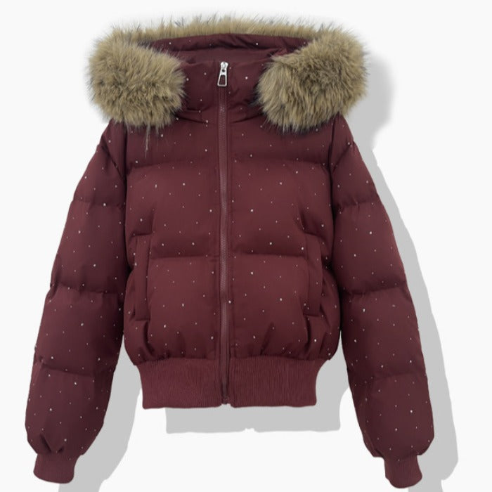 Damen nan kurzer gesteppter Pufferblouson mit feinem Strassbesatz, abnehmbarer Webpelzkapuze und elastischem Saum Drune