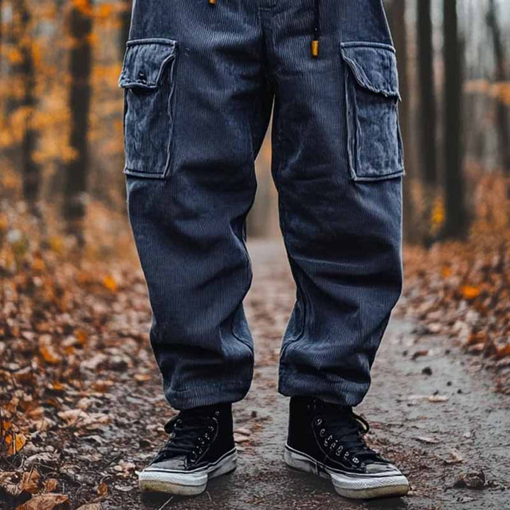 Herren Kord-Cargohose mit Tunnelzug, Bündchen und aufgesetzten Klappentaschen Drune