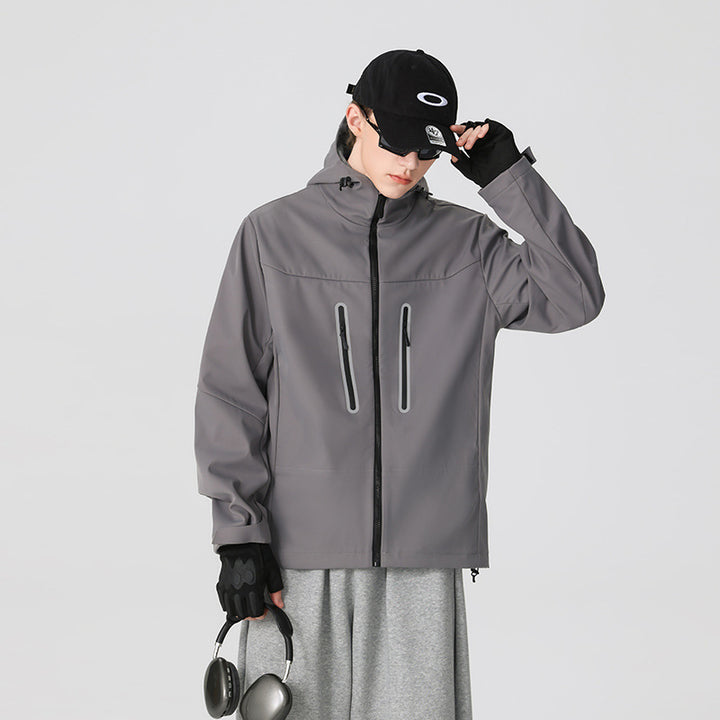 Herren Multifunktions-Softshelljacke mit ergonomischem Wetterschutz, verstellbarer Kapuze und senkrechten Reißverschlusstaschen Drune