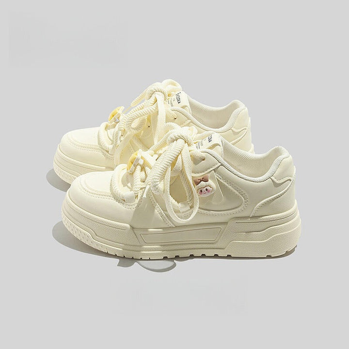 Damen Modische Sneakers mit einzigartigen Schnürdetails und verstärkter Sohle Drune