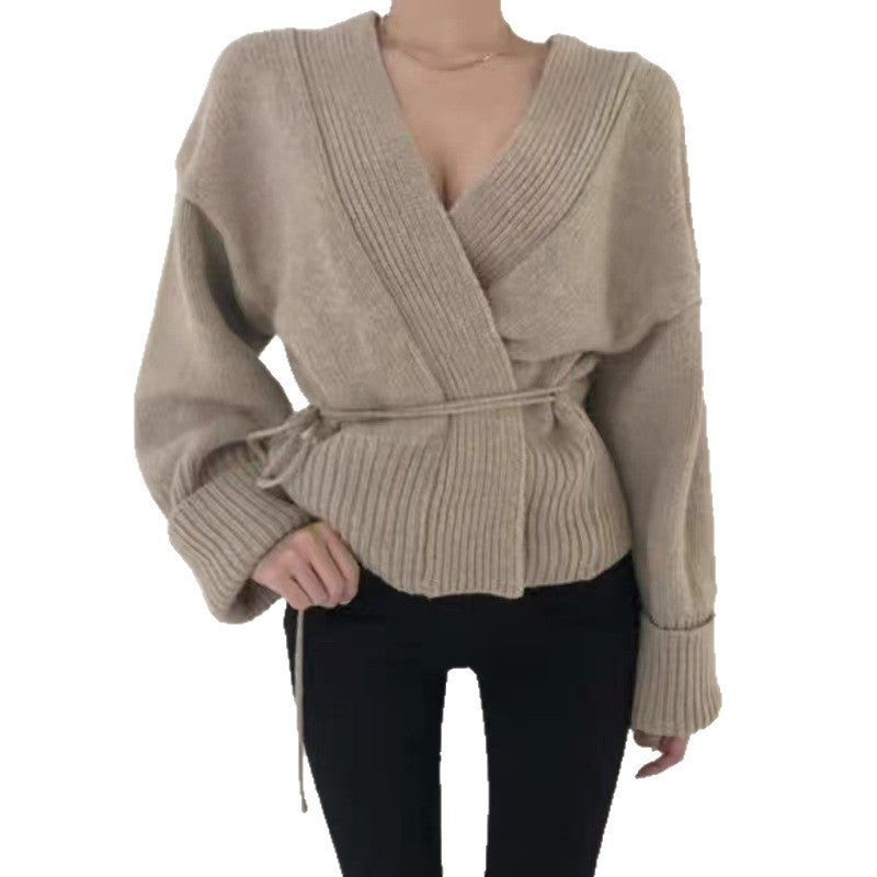 Damen Wickelstrickjacke mit strukturiertem Design und breiten Ärmeln Drune