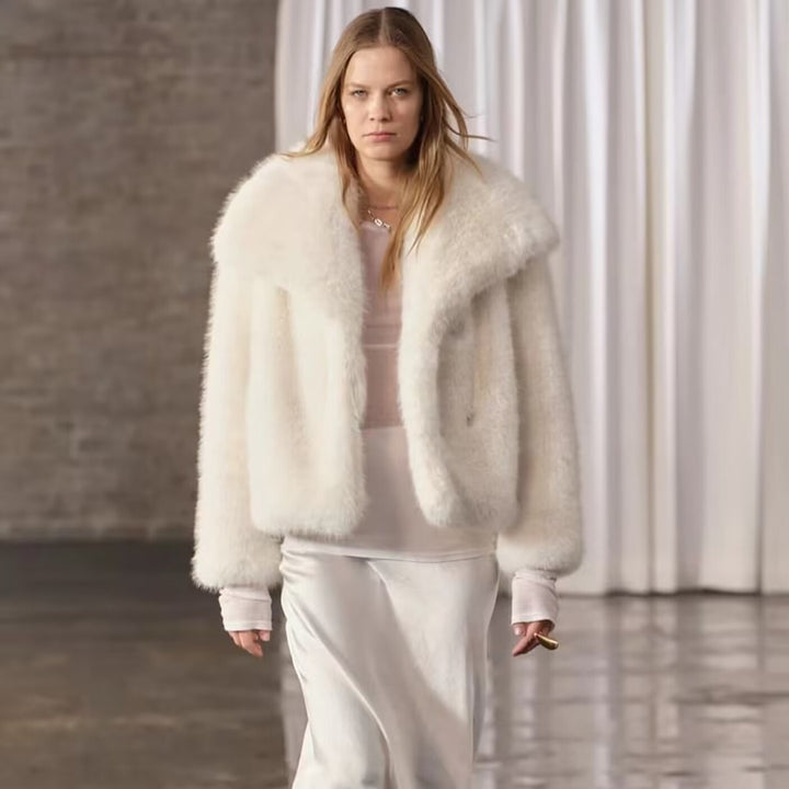 Damen nan luxuriöse kurzfell Kunstfelljacke mit weitem Schalkragen, kastiger Cropped-Silhouette und wärmender Fütterung Drune