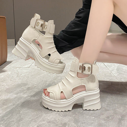 Damen nan Plateau-Sandaletten-Stiefelette mit Aussparungen offener Zehenpartie und verstellbarer Metallschnalle Drune