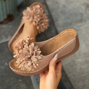Damen Komfortable Sandalen mit floralen Applikationen Drune