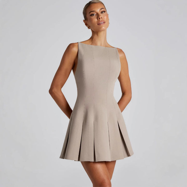 Damen Freizeitkleid mit schwingendem Rock und elegantem Schnitt Drune