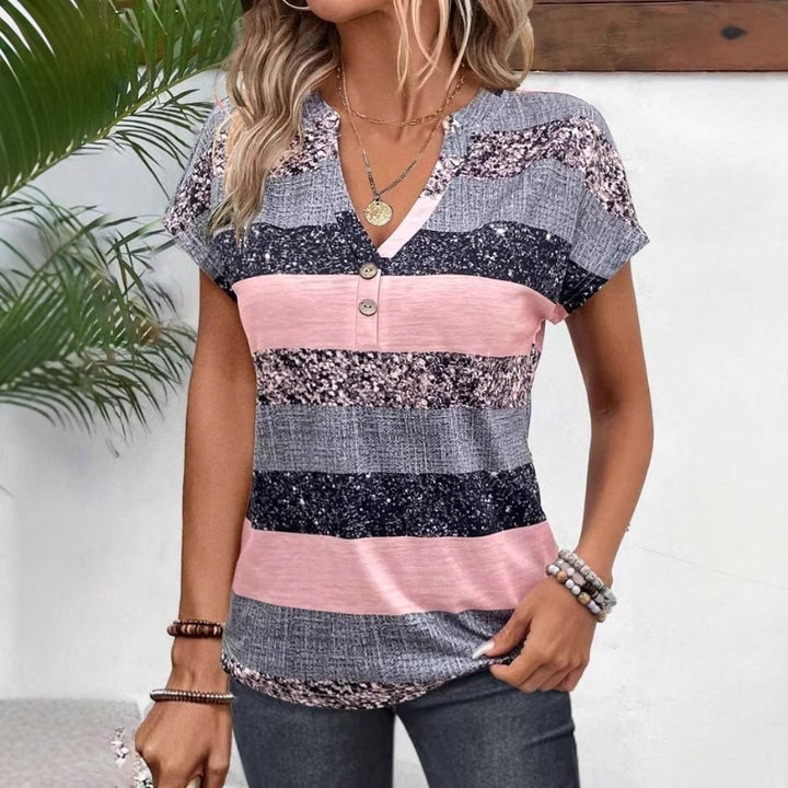 Damen nan gestreiftes Viskosemix-Relaxshirt mit V-Ausschnitt, Krempelärmeln und dekorativer Knopfleiste Drune