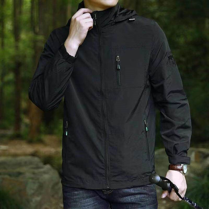 Herren Atmungsaktive Trekking‑Shelljacke mit Kapuze, Brusttasche & Reißverschlusstaschen Drune