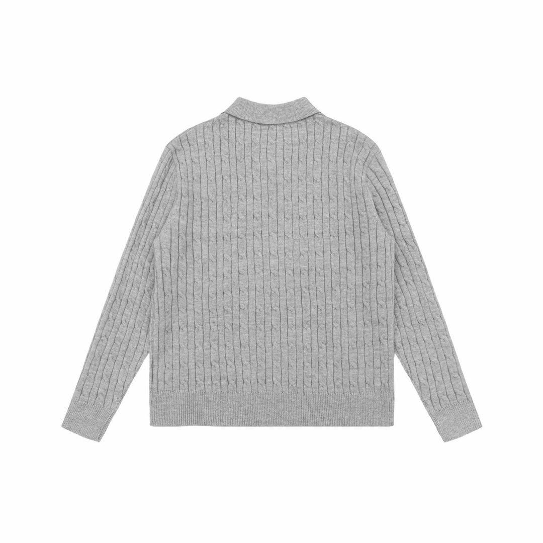 Unisex Grobstrick-Polokragen-Pullover mit Zopfmuster und halber Knopfleiste Drune