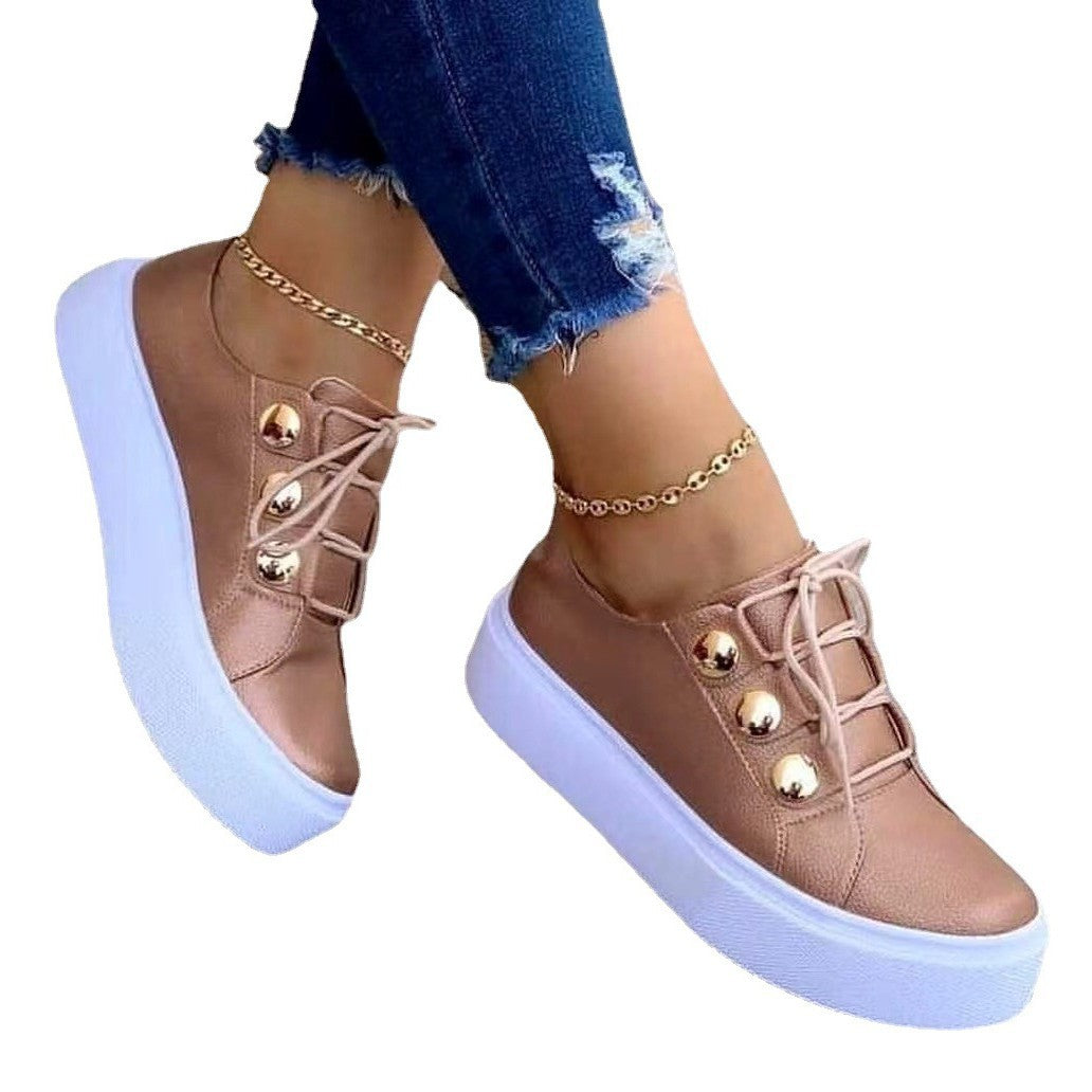 Damen  Plateau-Sneaker mit dekorativen Metallknöpfen und dicker Komfortsohle Drune