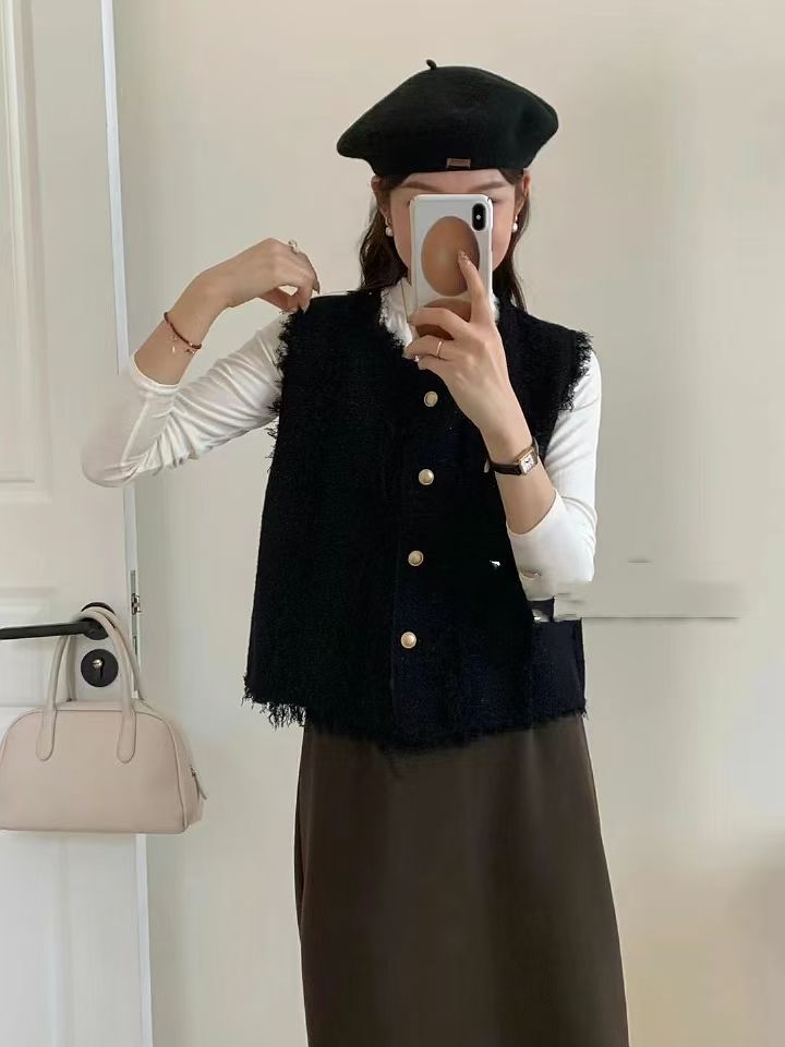 Damen Stufenlose Strickweste mit eleganten Knopfdetails und fransigen Abschlüssen Drune