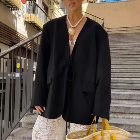 Damen nan kastenförmiger Blazer mit tiefem V-Ausschnitt, Bindebandverschluss und Pattentaschen Drune