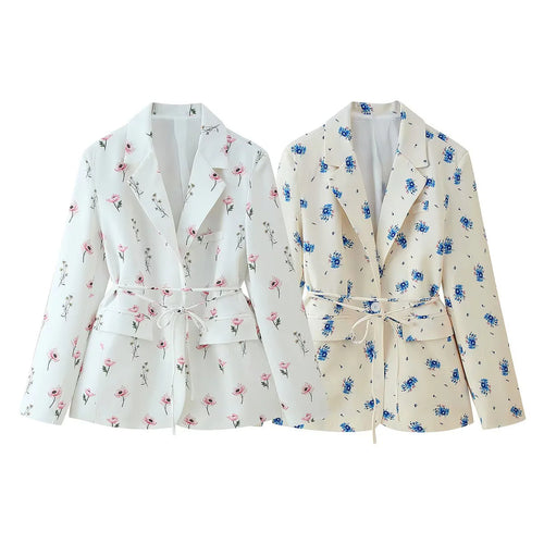 Damen nan floraler Blazerjacke mit Bindegürtel, Pattentaschen und Schalkragen Drune
