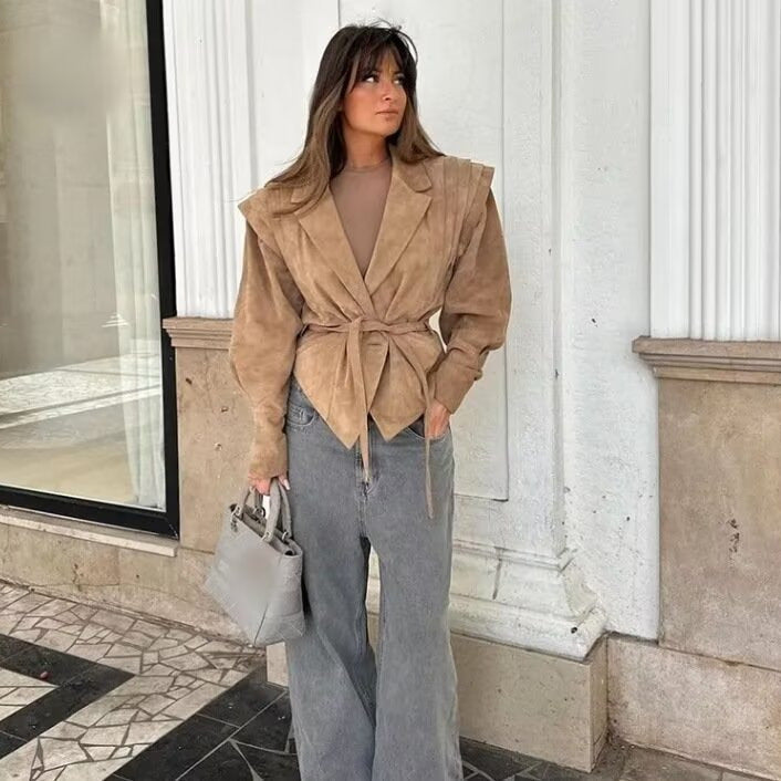 Damen nan taillierte Veloursoptik Blazerjacke mit Bindegürtel, betonter Schulter und gemusterter Innenfütterung Drune