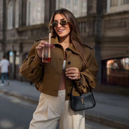 Damen Kurze Boxy‑Trenchjacke mit Faltenblende und Epauletten Drune