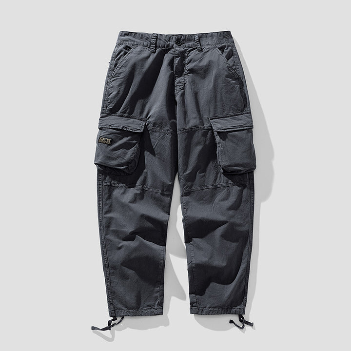 Herren Cargo‑Hose im Utility‑Workwear‑Stil mit großen Klappentaschen, Kniepaneelen und Kordelabschluss Drune