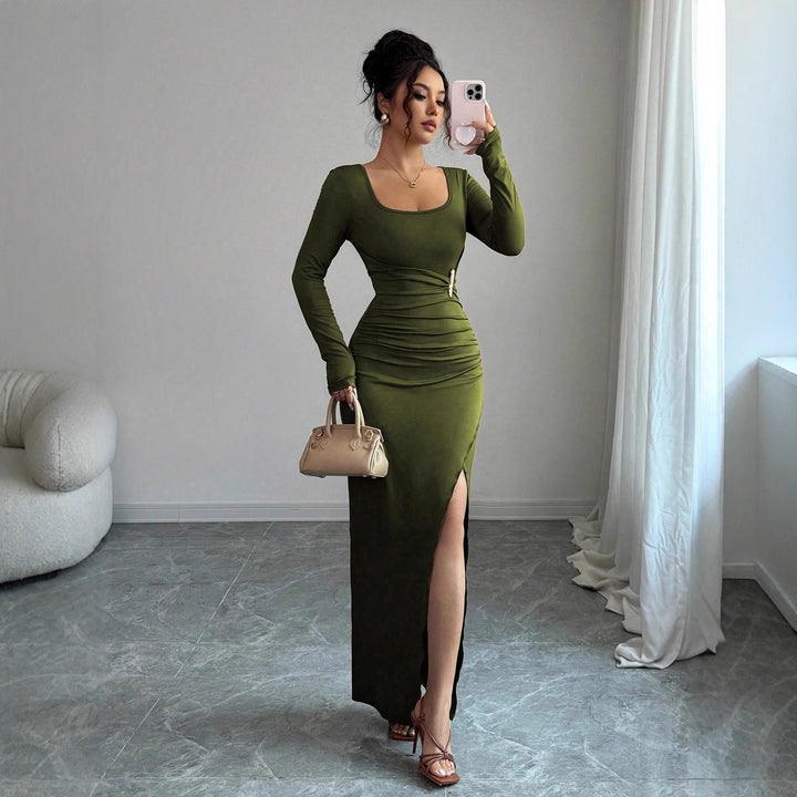 Damen nan körpernahes Maxikleid mit Quadratausschnitt, taillierter Raffung und hohem Seitenschlitz Drune