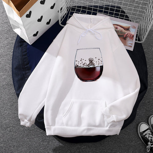 Damen nan lässiger Kapuzenhoodie mit fotorealistischer Weinglas‑Grafik, Kängurutasche und weichem Fleece Drune