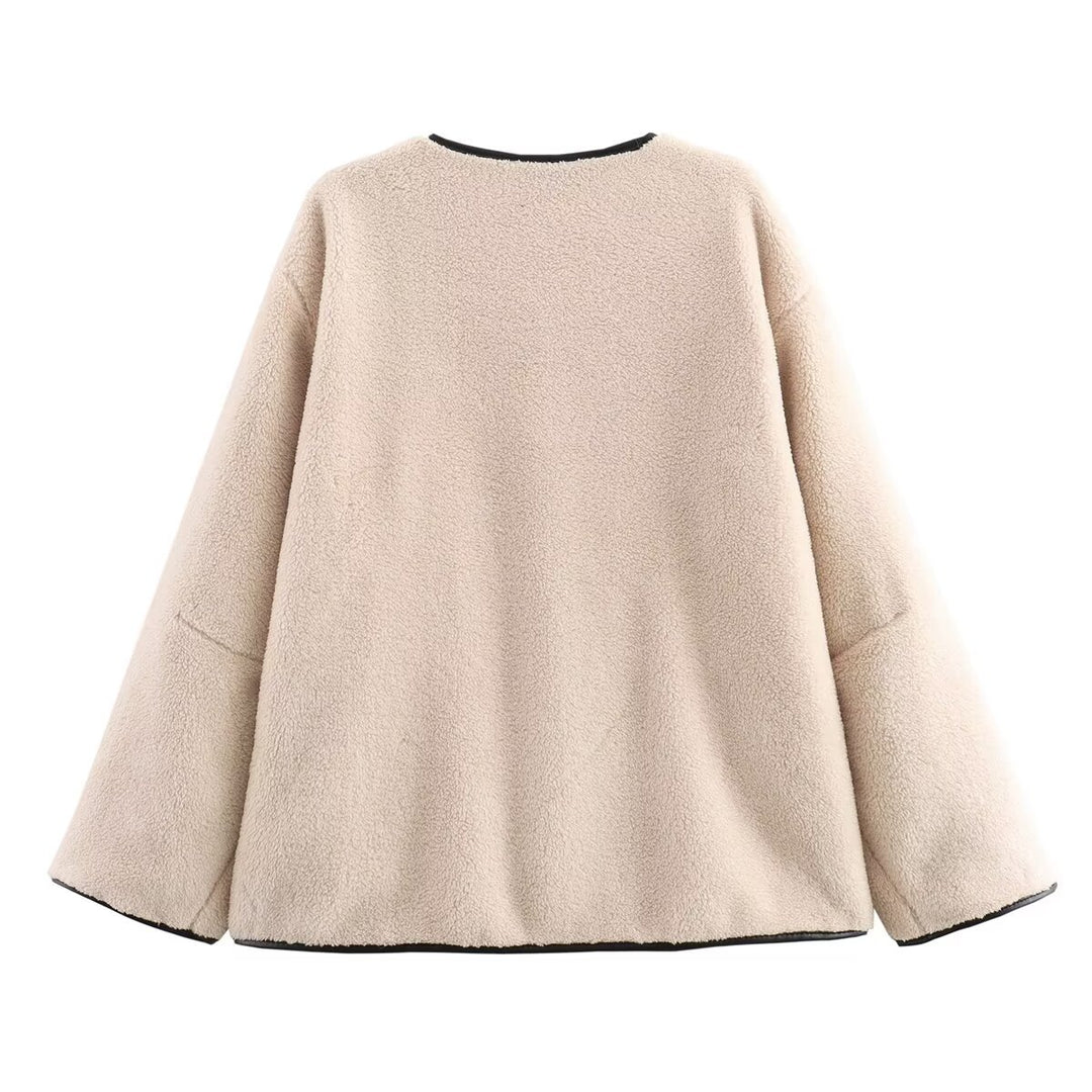 Damen nan kuschelige Teddyjacke mit Knebelverschlüssen, Rundhals und Kontrastpaspel Drune
