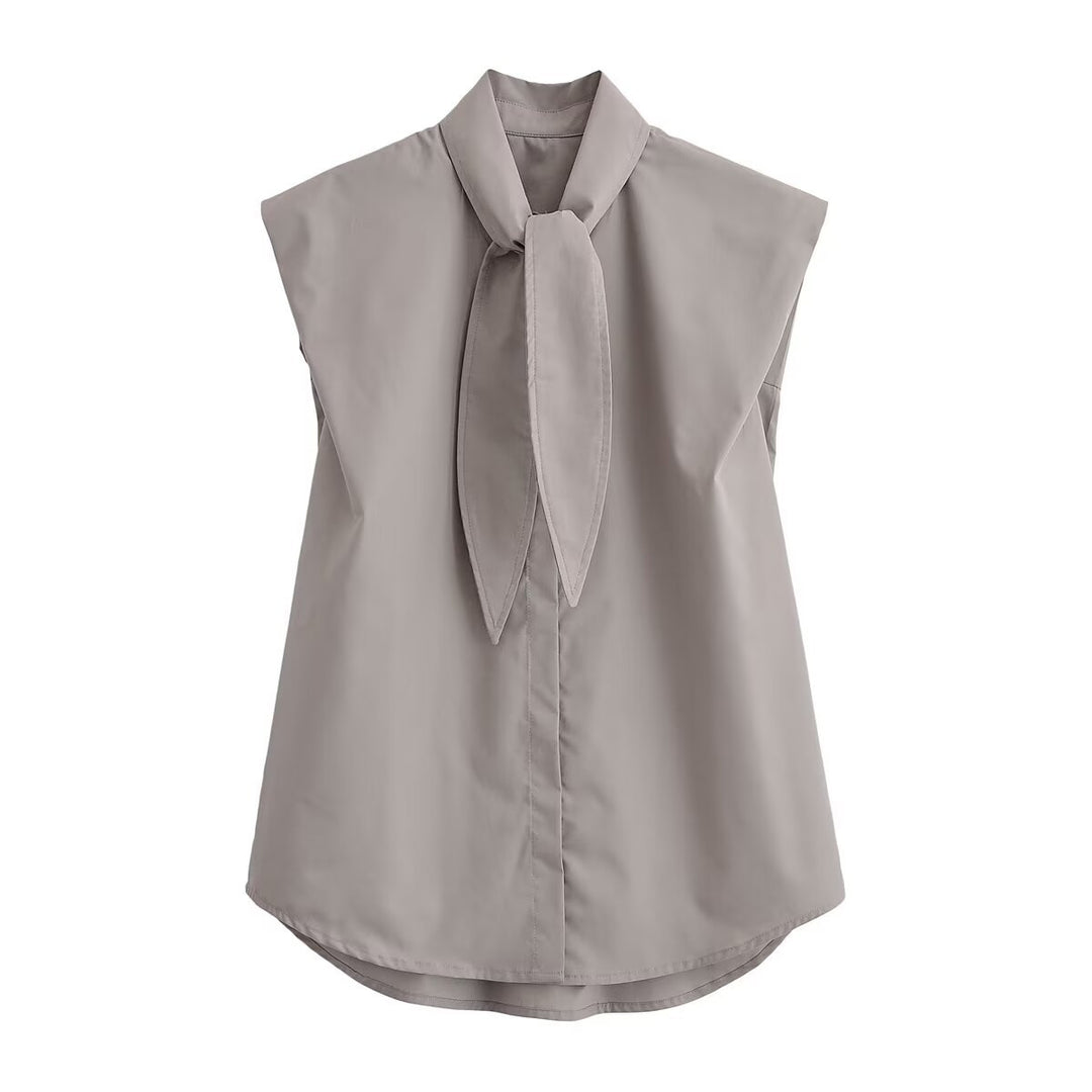 Damenbluse mit innovativem Stehkragen und eleganter Schleifenapplikation Drune
