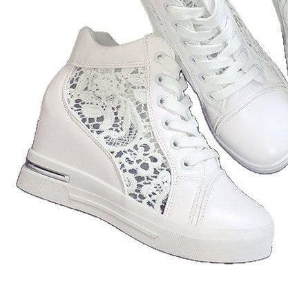 Damen Wedge-Sneaker mit modischem Spitzen-Detail und lässigem Metallic-Finish Drune