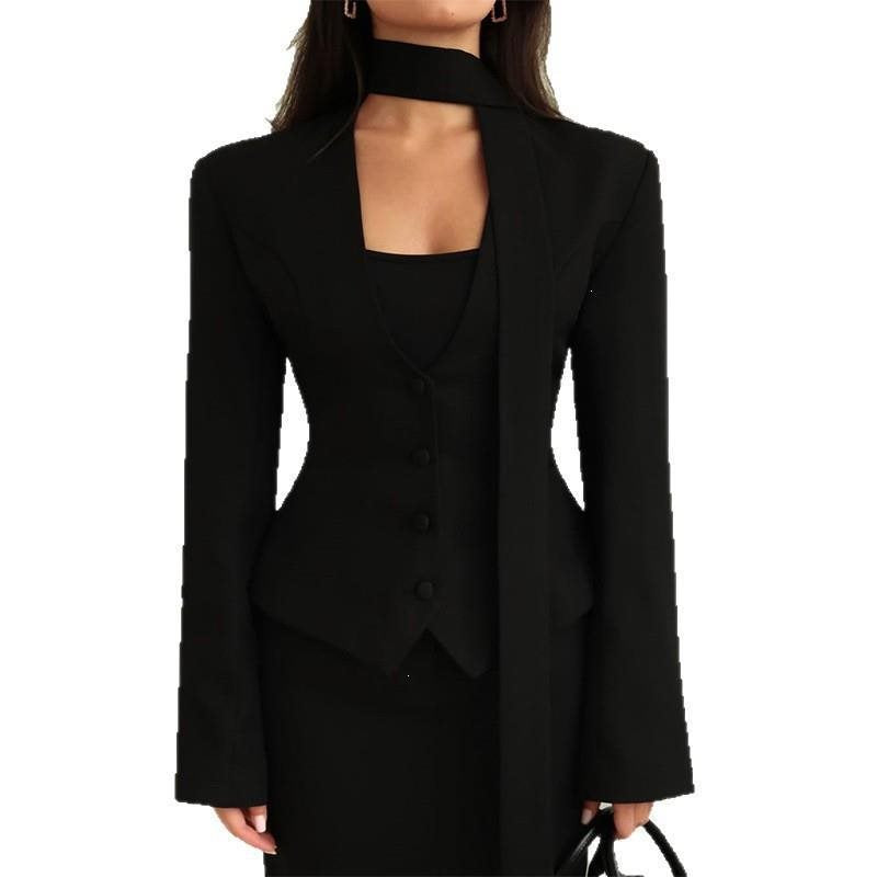 Damen Taillierter Blazer mit Bindeschal und figurbetonter Weste Drune