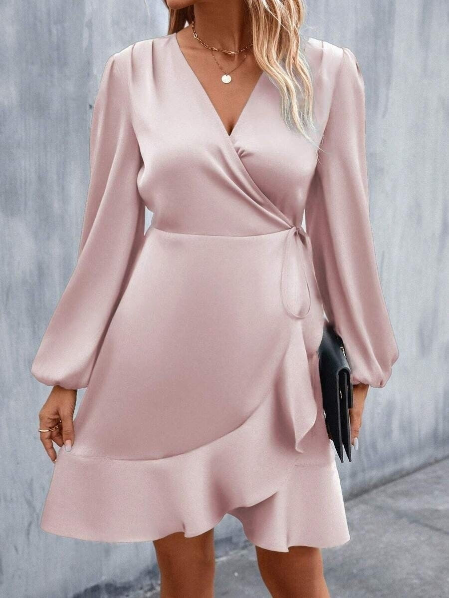Drune | V-Ausschnitt Kleid Satin Taille Eng Niedrig Ausschnitt Lässig Midi Kleid Süß Frauen Kleidung